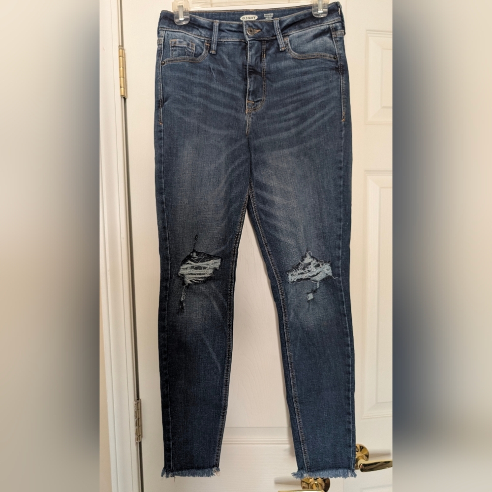 Old Navy Distressed Rockstar Skinny Jeans